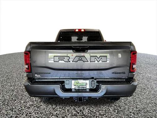 2025 RAM 2500 Big Horn Crew Cab 4x4 6'4' Box