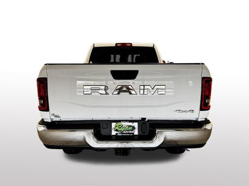 2025 RAM 2500 Tradesman Crew Cab 4x4 6'4' Box