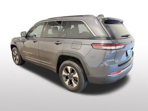 Baltic Gray Metallic Clearcoat 2024 Jeep Grand Cherokee 4xe Base