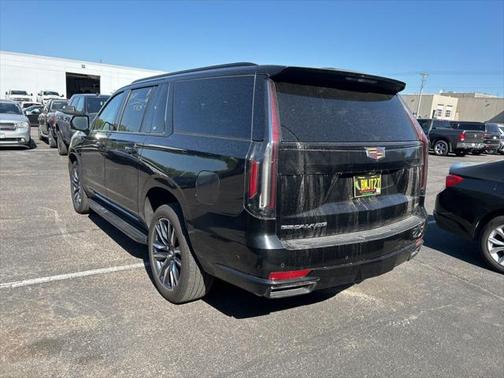 2023 Cadillac Escalade ESV Sport