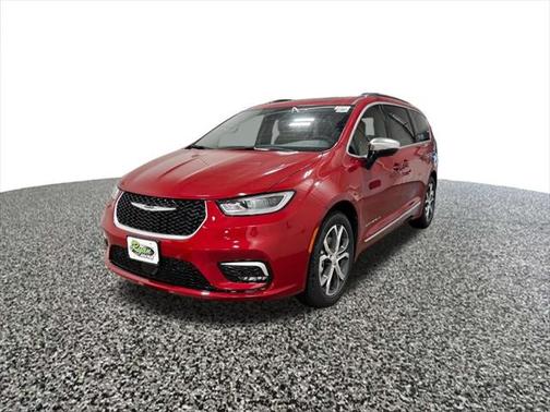 2025 Chrysler Pacifica L
