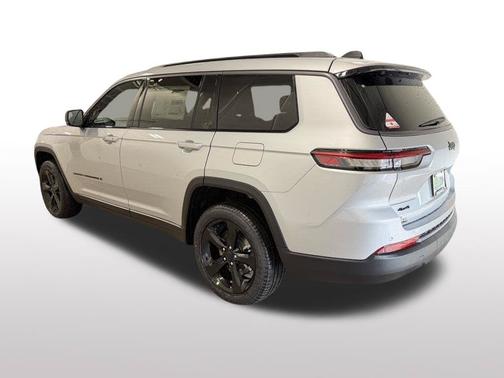 Silver Zynith 2026 Jeep Grand Cherokee L Limited 4x2