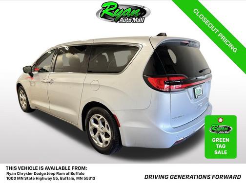 Silver Mist Clearcoat 2024 Chrysler Pacifica Limited