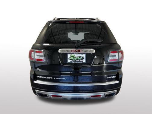 2016 GMC Acadia Denali