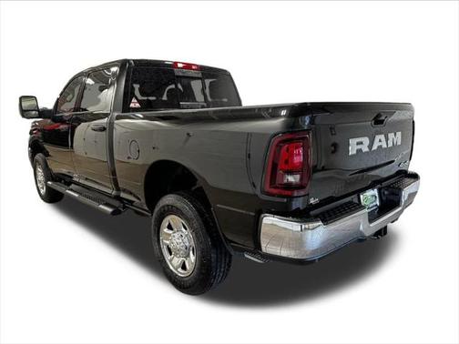 2025 RAM 2500 Tradesman Crew Cab 4x4 6'4' Box