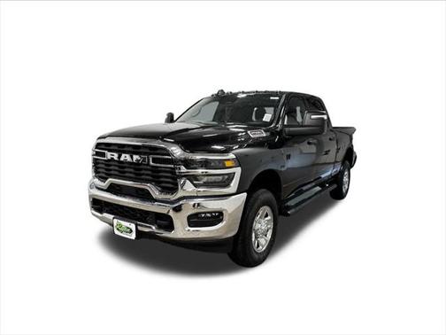 2025 RAM 2500 Tradesman Crew Cab 4x4 6'4' Box