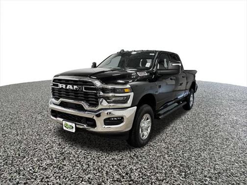 2025 RAM 2500 Tradesman Crew Cab 4x4 6'4' Box