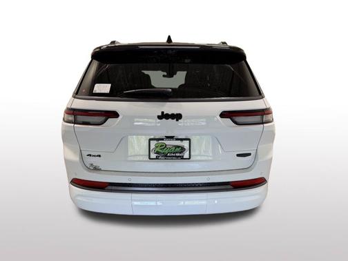 Bright White Clearcoat 2027 Jeep Grand Cherokee L Summit 4x4