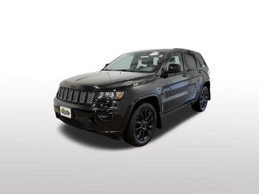 Diamond Black Crystal Pearlcoat 2020 Jeep Grand Cherokee Altitude