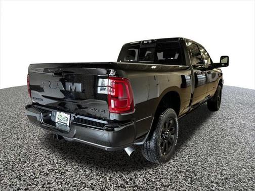2025 RAM 3500 Laramie Crew Cab 4x4 6'4' Box