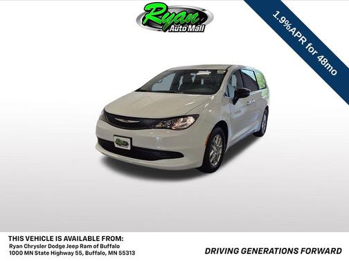 Bright White Clearcoat 2027 Chrysler Pacifica LX