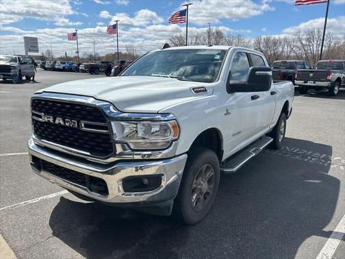 2023 RAM 2500 Big Horn Crew Cab 4x4 6'4' Box