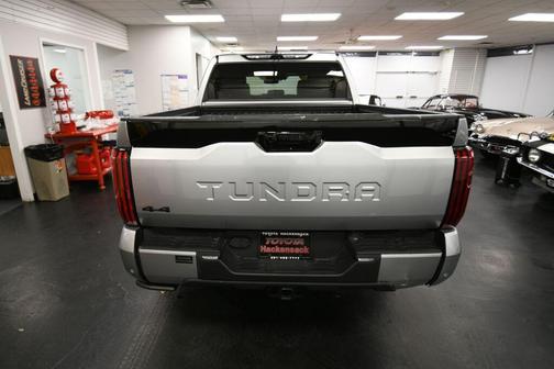 2024 Toyota Tundra Platinum