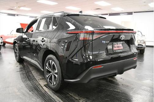 2025 Toyota bZ4X XLE