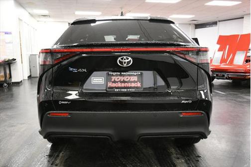 2025 Toyota bZ4X XLE