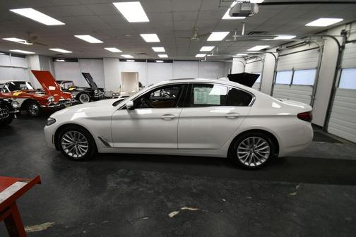 2022 BMW 530 i xDrive