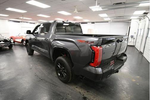 2025 Toyota Tundra Hybrid Platinum