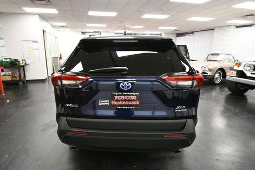 2024 Toyota RAV4 Hybrid XLE Premium