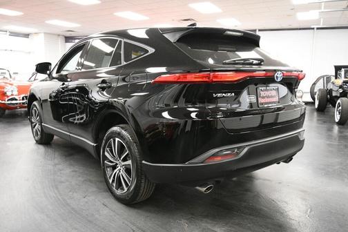 2022 Toyota Venza LE