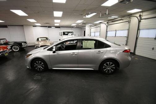 2022 Toyota Corolla Hybrid LE