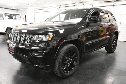 2021 Jeep Grand Cherokee Laredo