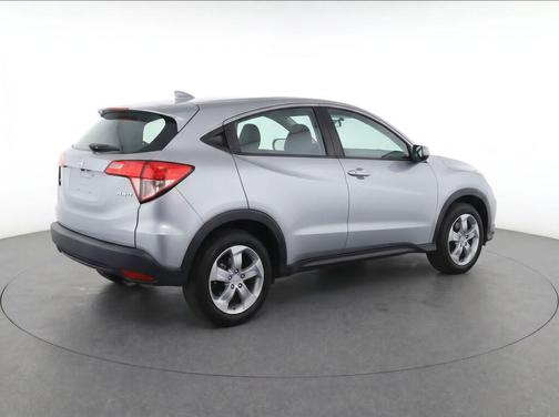 Lunar Silver Metallic 2021 Honda HR-V LX