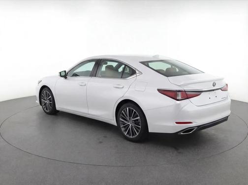 2025 Lexus ES 350 Base