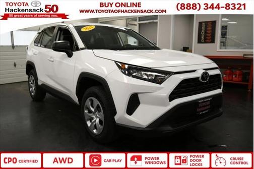 2022 Toyota RAV4 LE