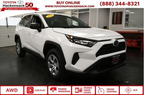 2022 Toyota RAV4 LE