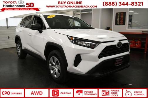 2022 Toyota RAV4 LE