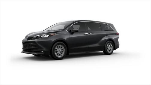 2025 Toyota Sienna XLE 8 Passenger