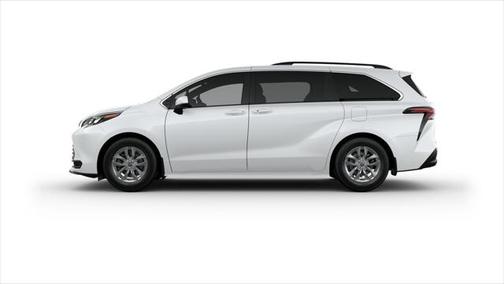 2025 Toyota Sienna LE