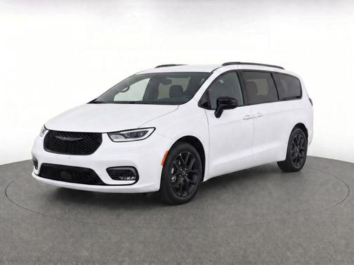 Bright White Clearcoat 2025 Chrysler Pacifica Limited