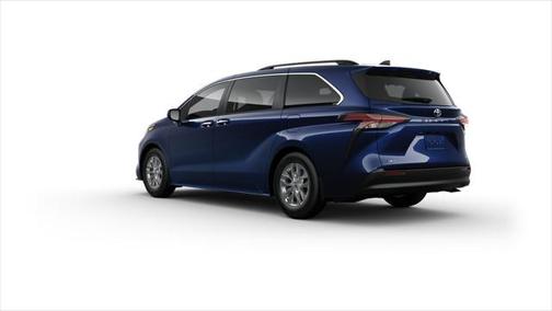 2025 Toyota Sienna XLE 8 Passenger