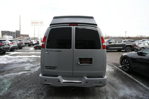 2023 Chevrolet Express 2500 RWD 2500 Regular Wheelbase WT