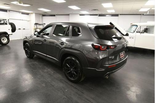 2024 Mazda CX-50 2.5 S Preferred