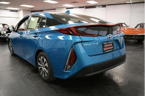 2022 Toyota Prius Prime LE
