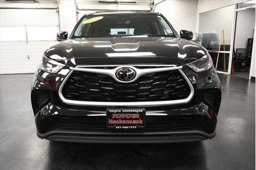 2022 Toyota Highlander L