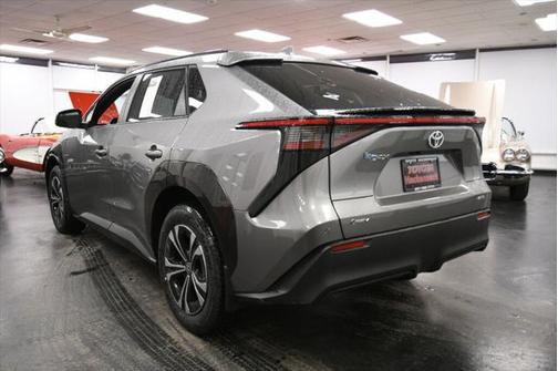 2025 Toyota bZ4X XLE
