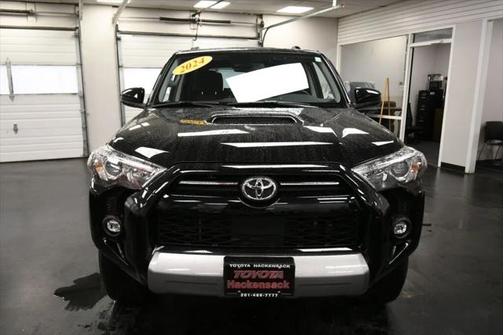 2024 Toyota 4Runner TRD Off Road
