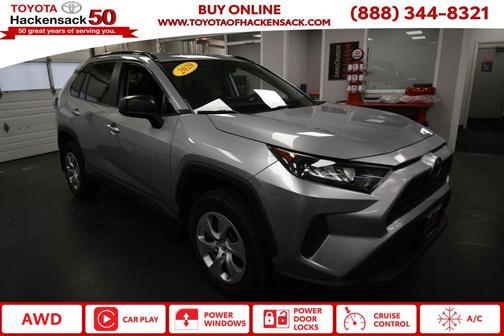 2020 Toyota RAV4 LE