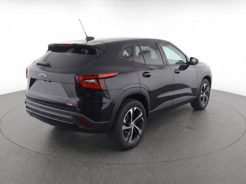 Mosaic Black Metallic 2024 Chevrolet Trax FWD 1RS