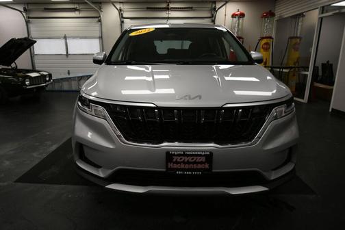 2022 Kia Carnival LXS