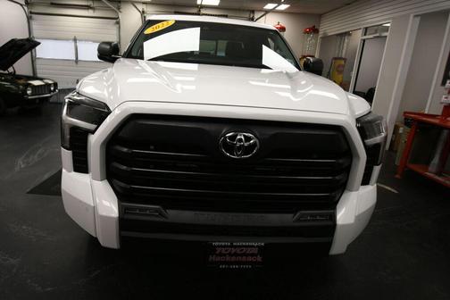 2022 Toyota Tundra SR5