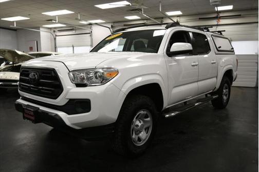 2019 Toyota Tacoma SR