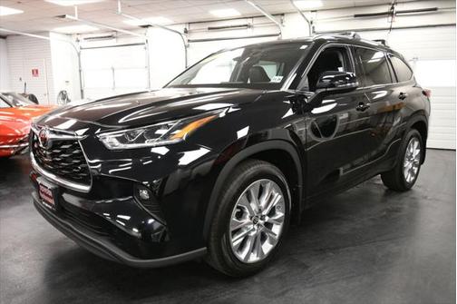 2022 Toyota Highlander Limited