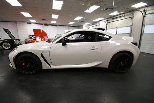 2025 Toyota GR86 Premium