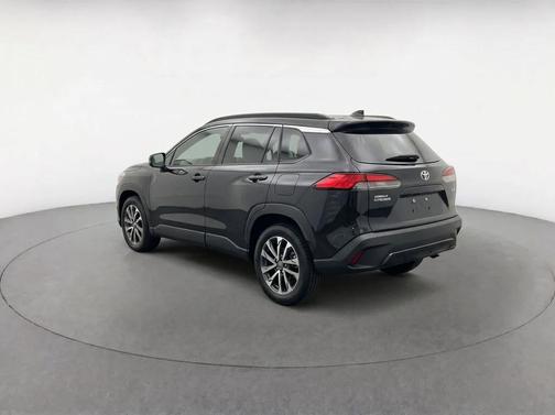 Jet Black 2022 Toyota Corolla Cross XLE