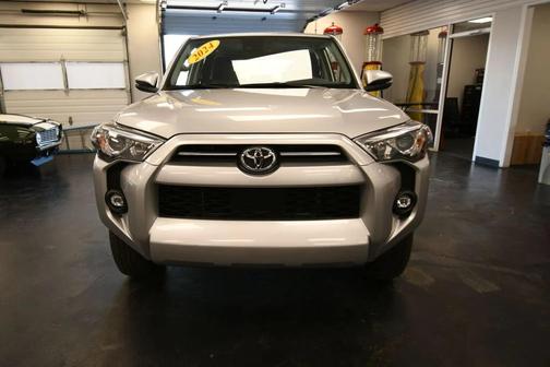 2024 Toyota 4Runner SR5 Premium