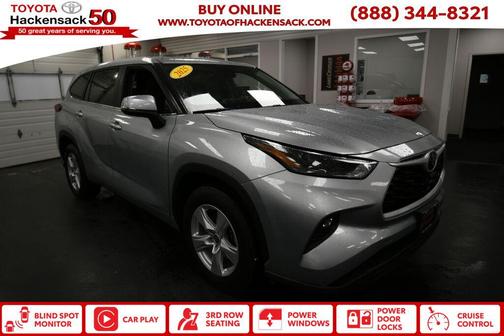 2025 Toyota Highlander LE